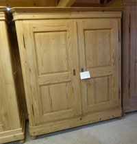 schrank antik